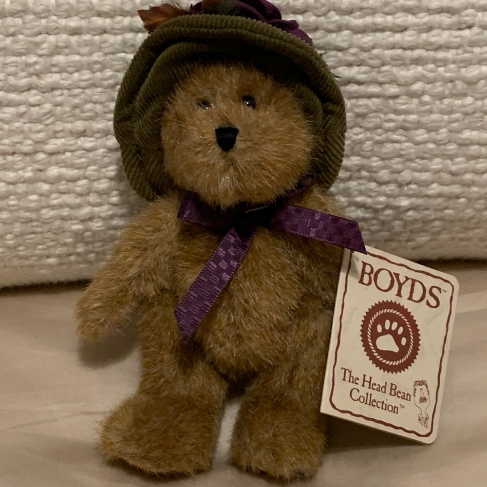 This is the Boyd’s bear  Bordeaux wine collection Bears - Picture 6 of 6